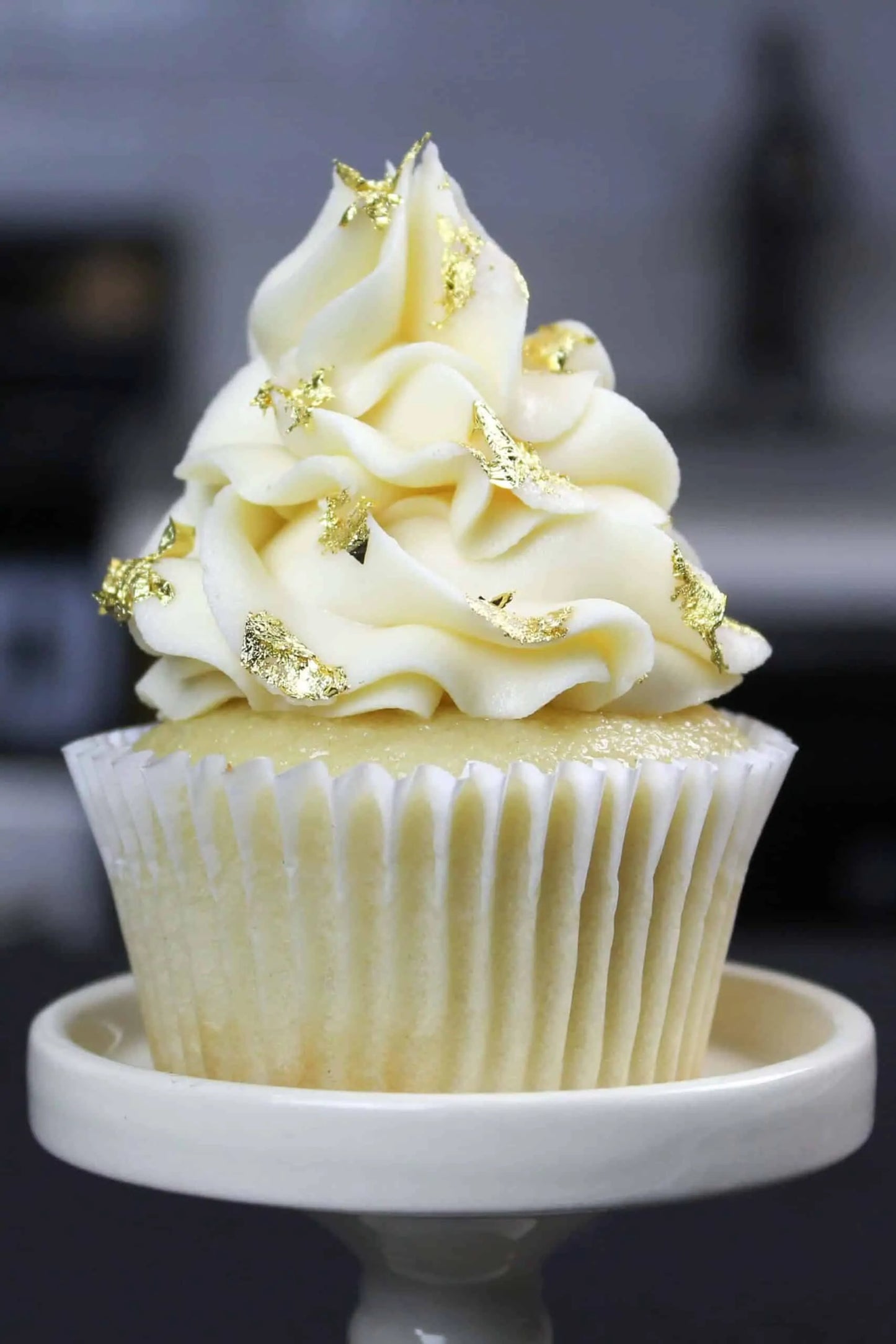 Plain - Cupcakes with Buttercream Icing